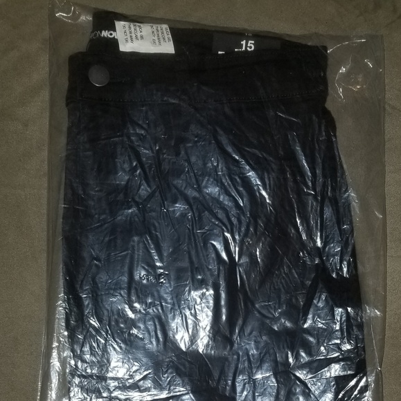 Classic High Waist Skinny Jeans (Fashion Nova) - Picture 4 of 4